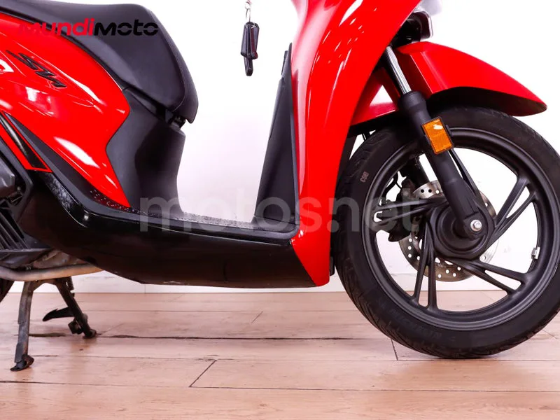 Honda SH125i - Vista 88