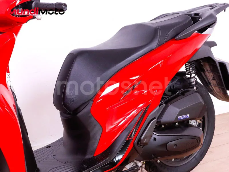 Honda SH125i - Vista 10
