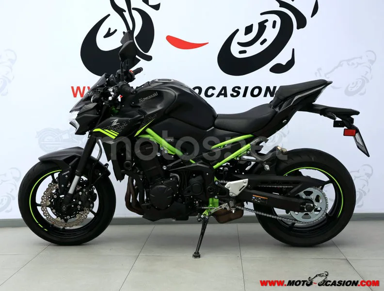 Kawasaki Z900 - Vista 7