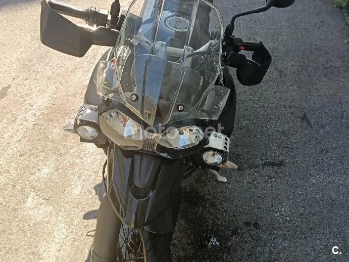 Triumph Tiger 800 XC - Vista 3