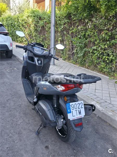 Yamaha NMAX - Vista 4