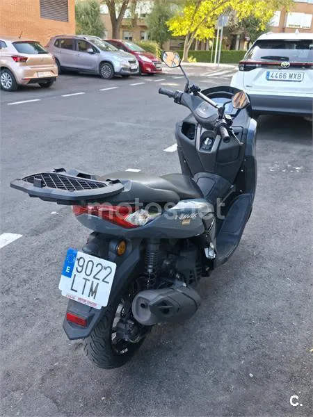 Yamaha NMAX - Vista 5