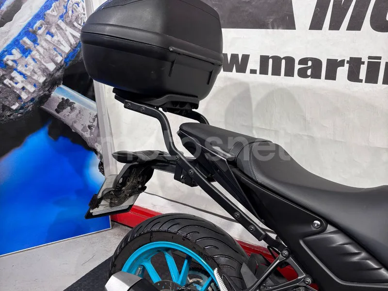 Yamaha MT-125 - Vista 11