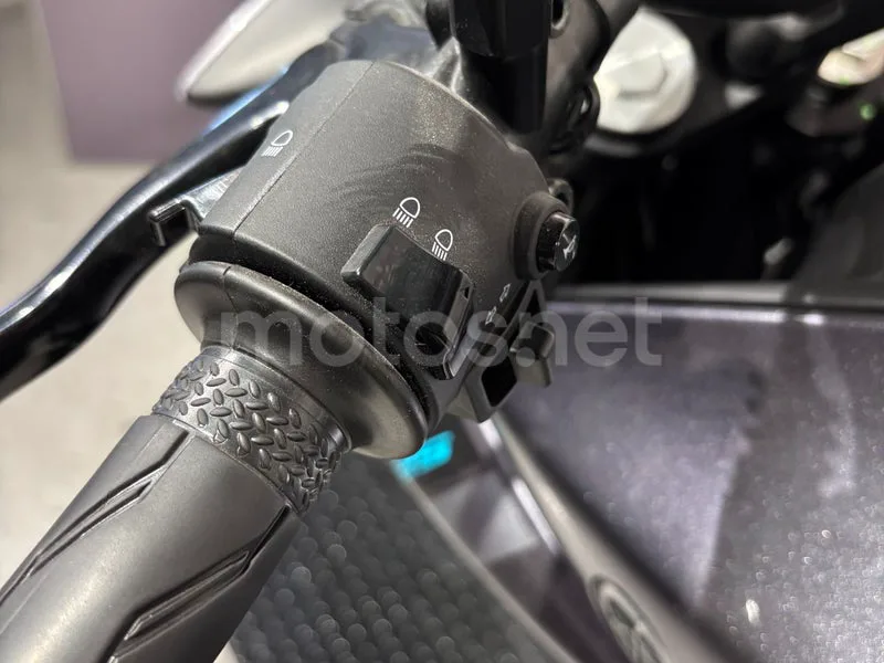 Yamaha MT-125 - Vista 13