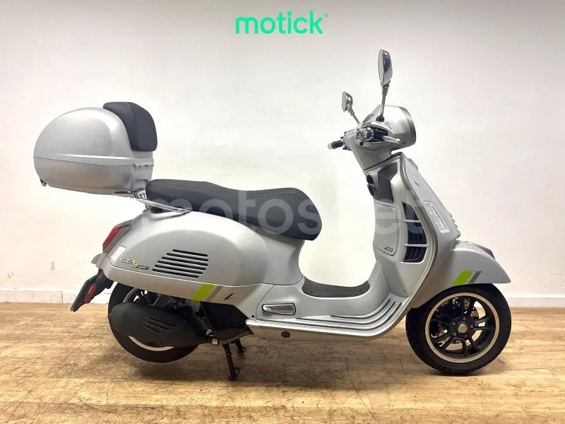 Vespa GTS 125 4890 € 2023 Valencia - 2