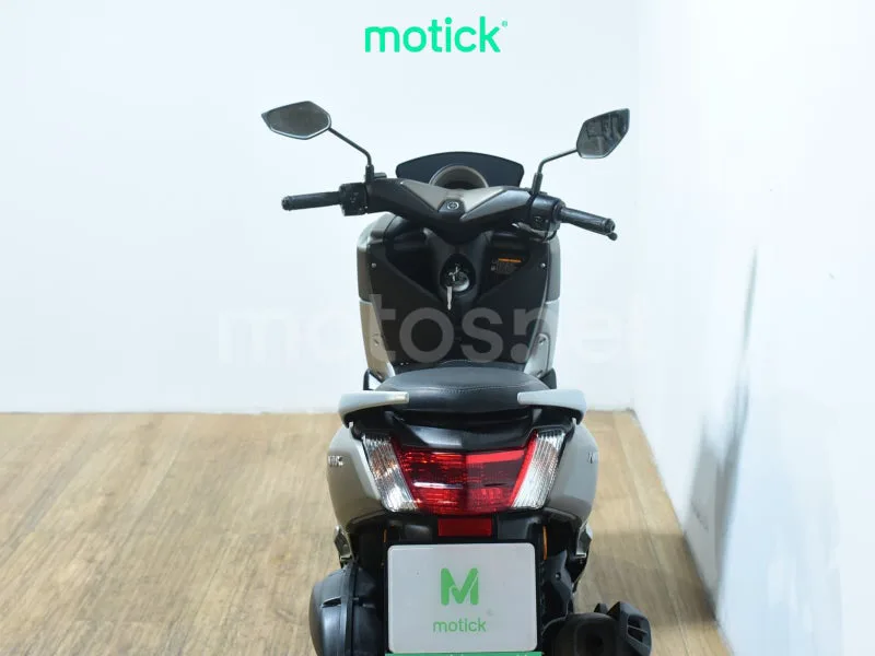 Yamaha NMAX - Vista 6