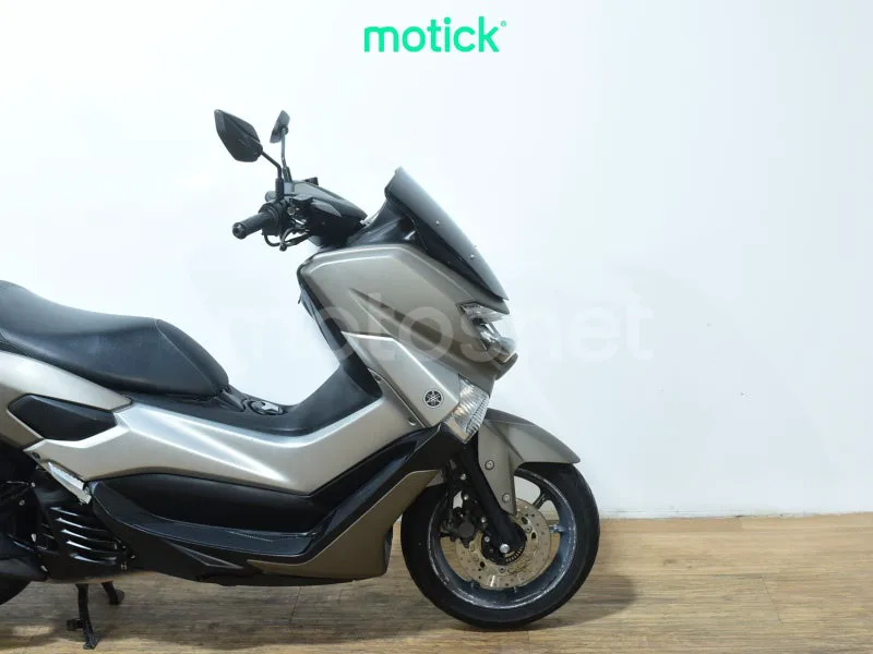 Yamaha NMAX - Vista 4
