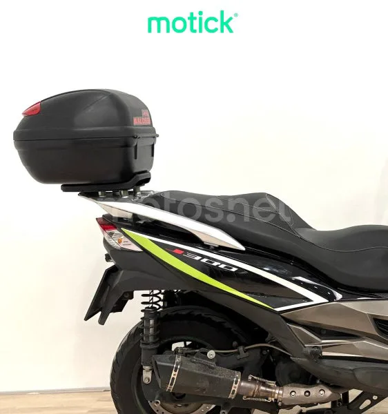 Kawasaki J300 1980 € 2015 Madrid - 2