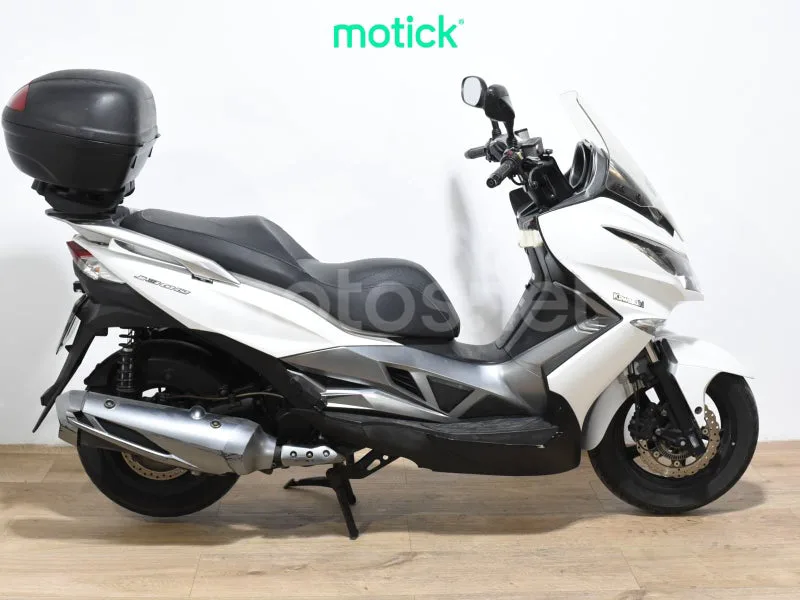 Kawasaki J300 - Vista 7