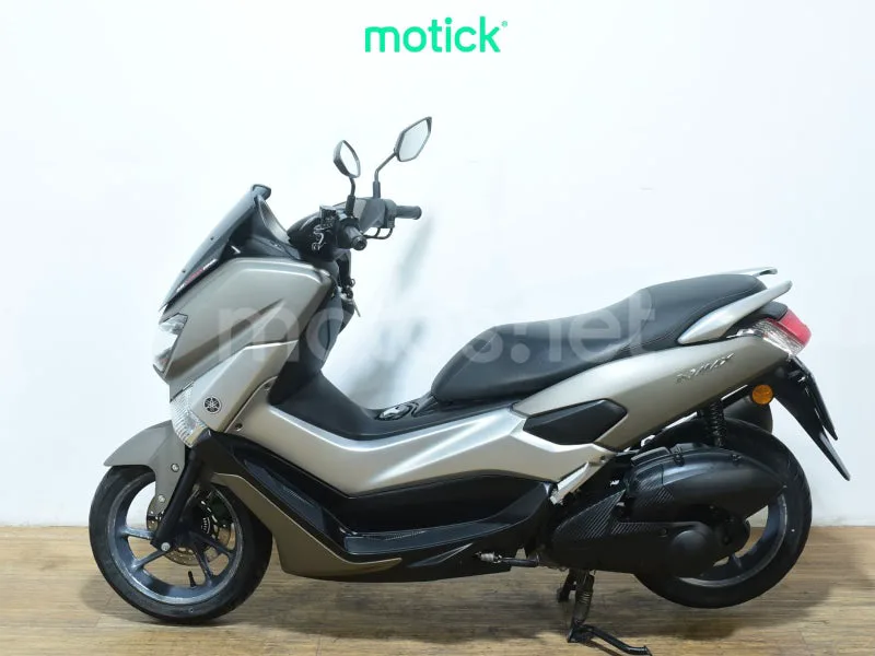 Yamaha NMAX - Vista 7