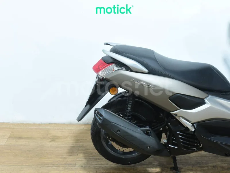 Yamaha NMAX - Vista 3
