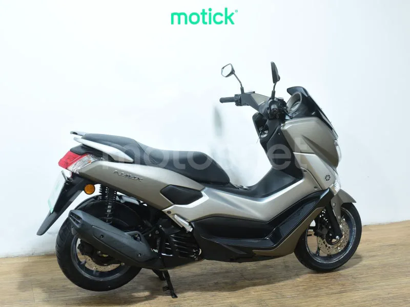 Yamaha NMAX - Vista 10