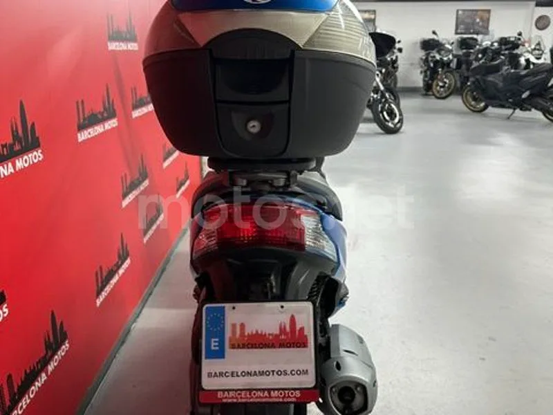 Kymco Agility City 125 - Vista 6