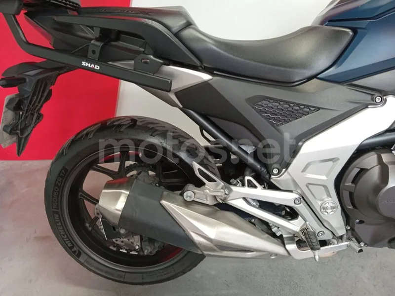 Honda NC750X - Vista 5