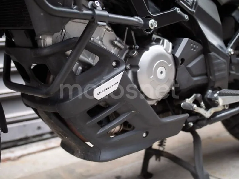 Suzuki V-Strom 650 - Vista 17