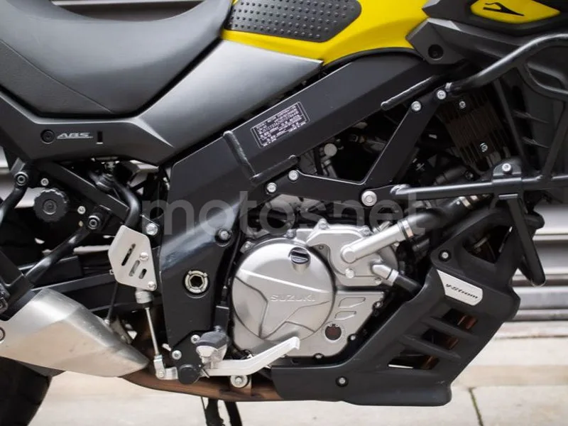 Suzuki V-Strom 650 - Vista 6
