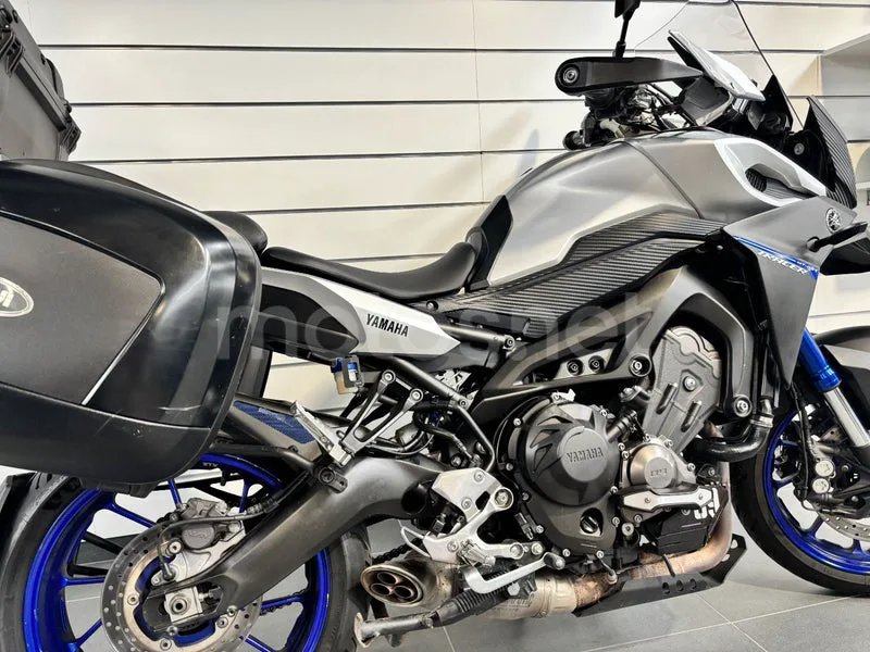 Yamaha MT-09 - Vista 3