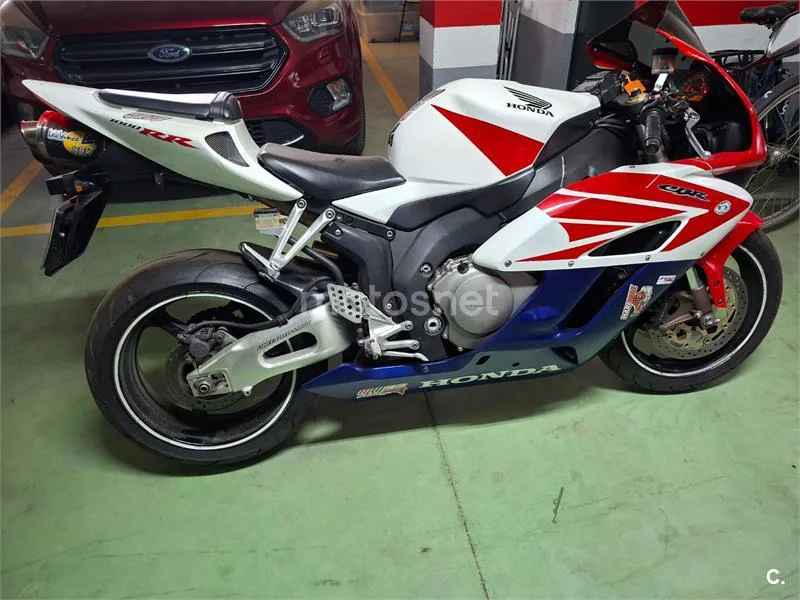 Honda CBR1000RR Fireblade - Vista 3