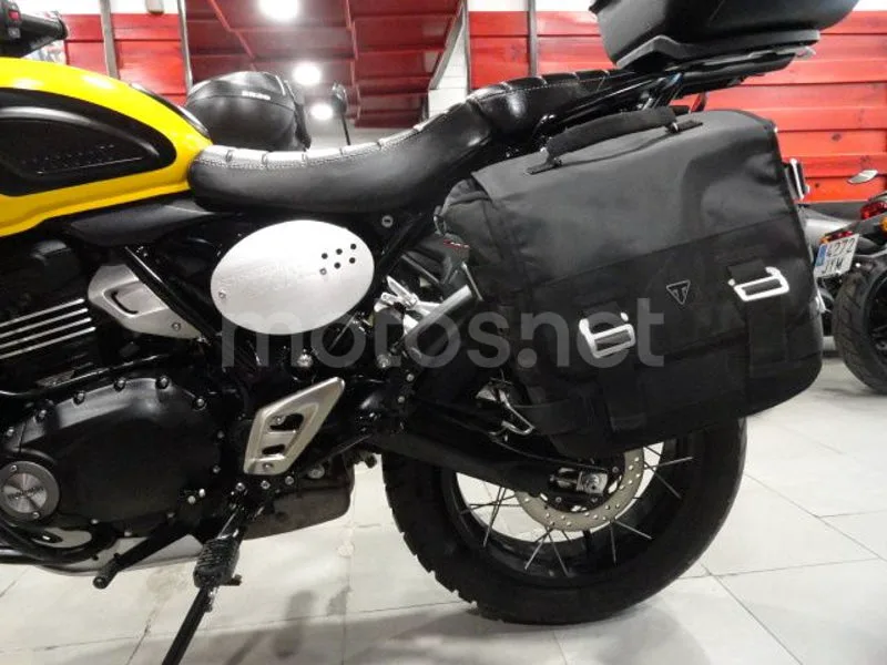 Triumph Scrambler 400 XC - Vista 7