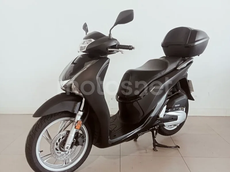 Honda SH125i - Vista 3