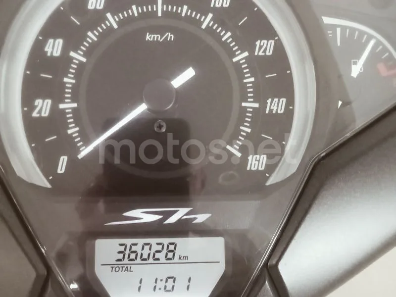 Honda SH125i - Vista 9