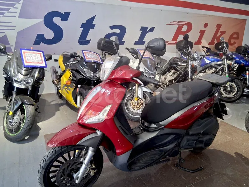 Piaggio Beverly 300 - Vista 5