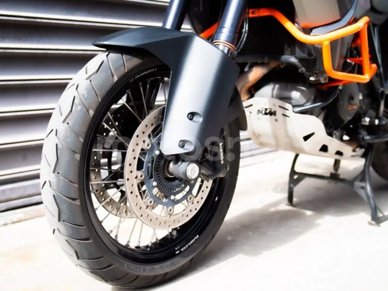 KTM 1190 Adventure - Vista 18