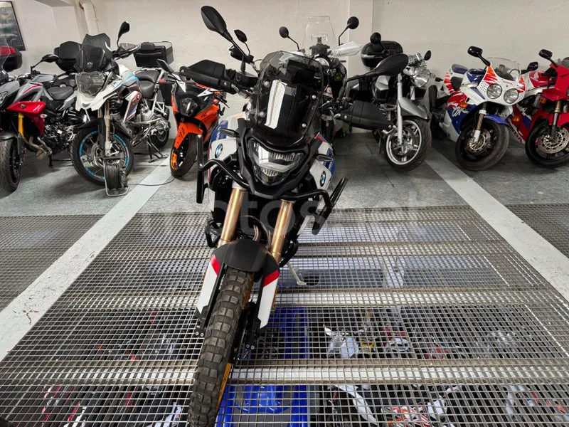 BMW F 900 GS - Vista 3