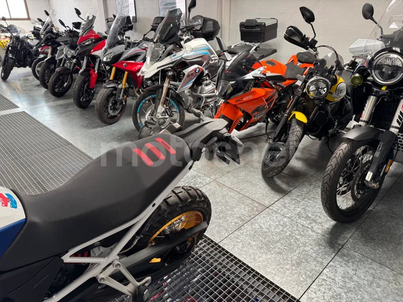 BMW F 900 GS - Vista 10