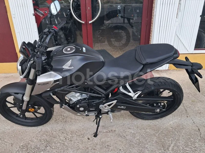 Honda CB125R 3890 € 2019 Murcia - 2