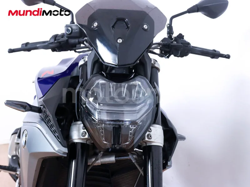 BMW F 900 R - Vista 5