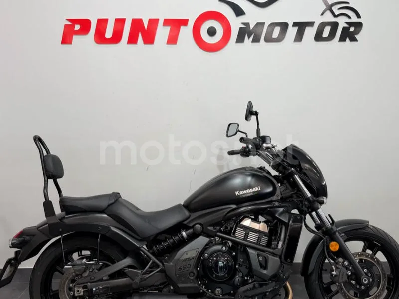 Kawasaki Vulcan S - Vista 3