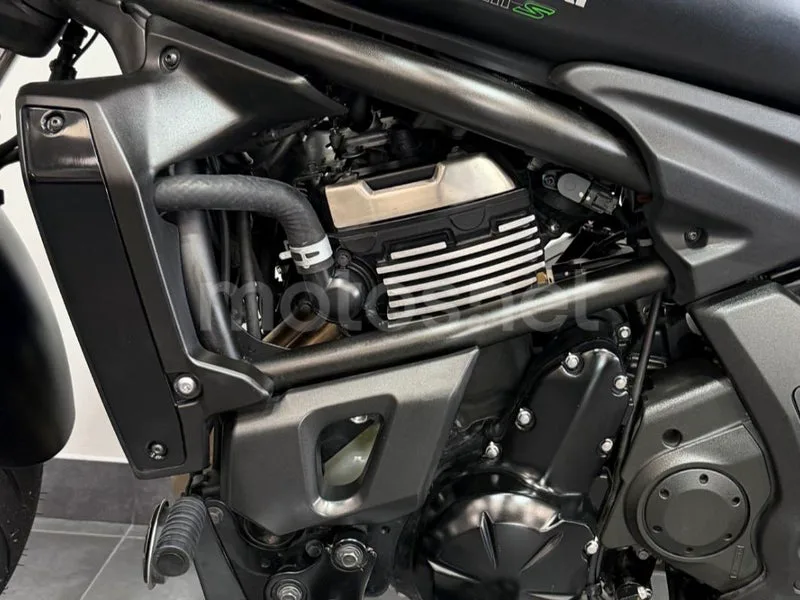 Kawasaki Vulcan S - Vista 9