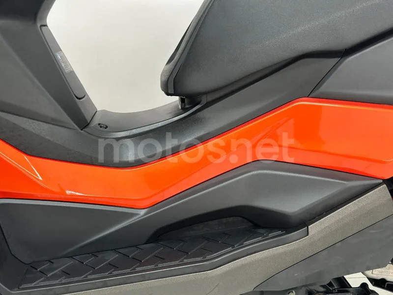 Kymco DTX 360 - Vista 18