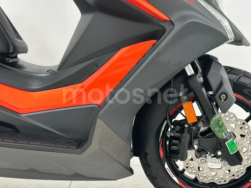 Kymco DTX 360 - Vista 29