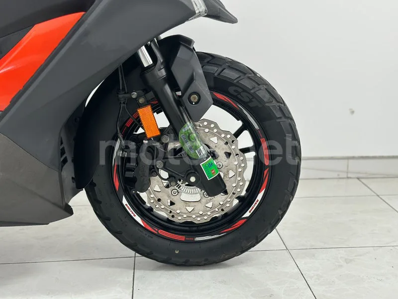 Kymco DTX 360 - Vista 32