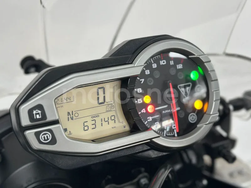 Triumph Tiger 800 XR - Vista 37