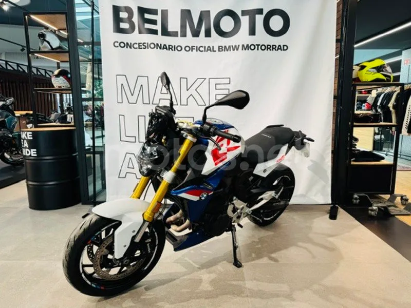 BMW F 900 R 7400 € 2024 Murcia - 2