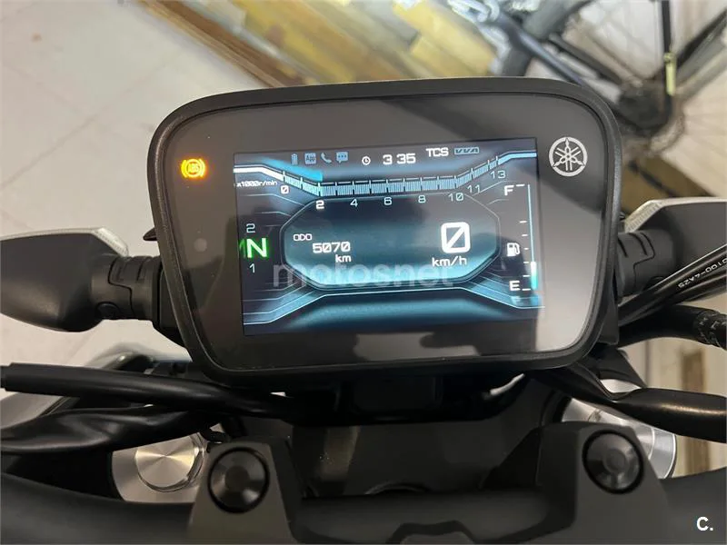 Yamaha MT-125 - Vista 6