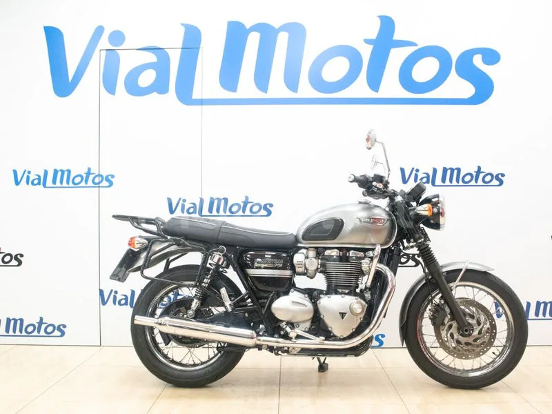 Triumph Bonneville T120 8500 € 2020 Zaragoza - 1