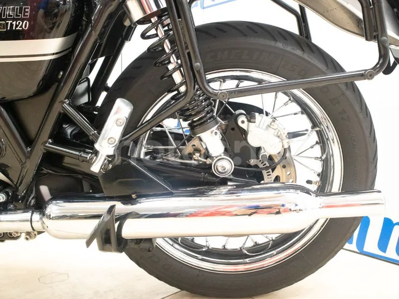 Triumph Bonneville T120 - Vista 18