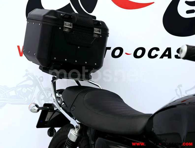 Triumph Bonneville T100 - Vista 11