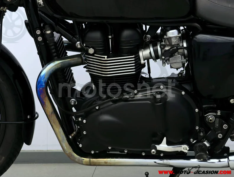 Triumph Bonneville T100 - Vista 10