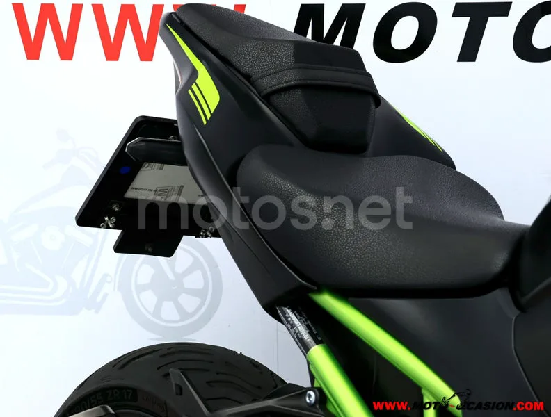 Kawasaki Z900 - Vista 11