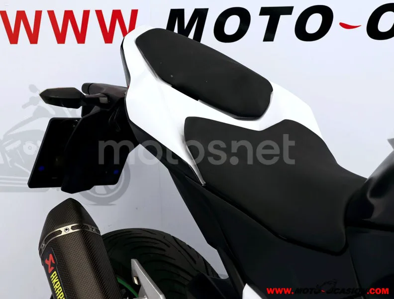 Kawasaki Z800 - Vista 11