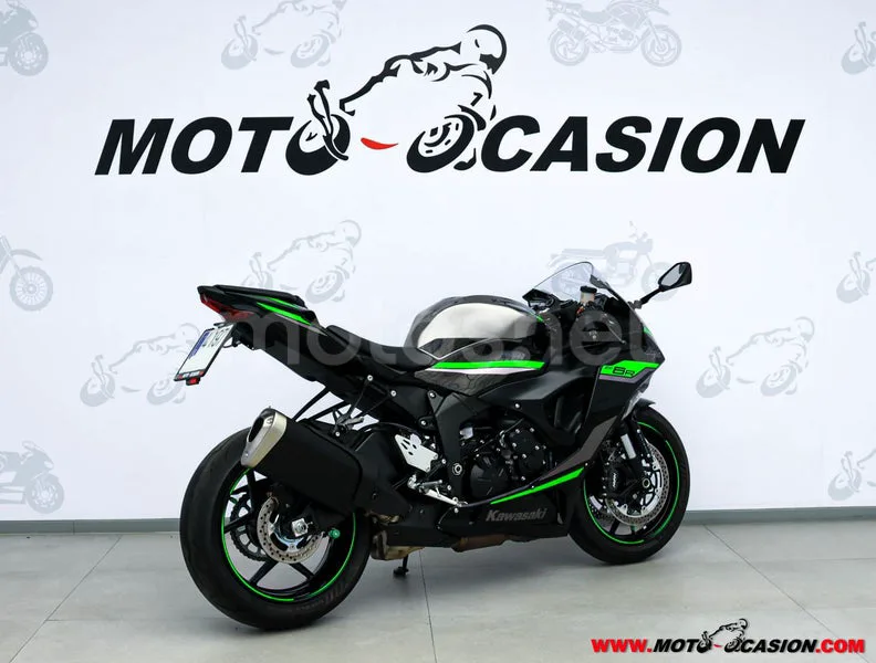 Kawasaki Ninja ZX-6R - Vista 3