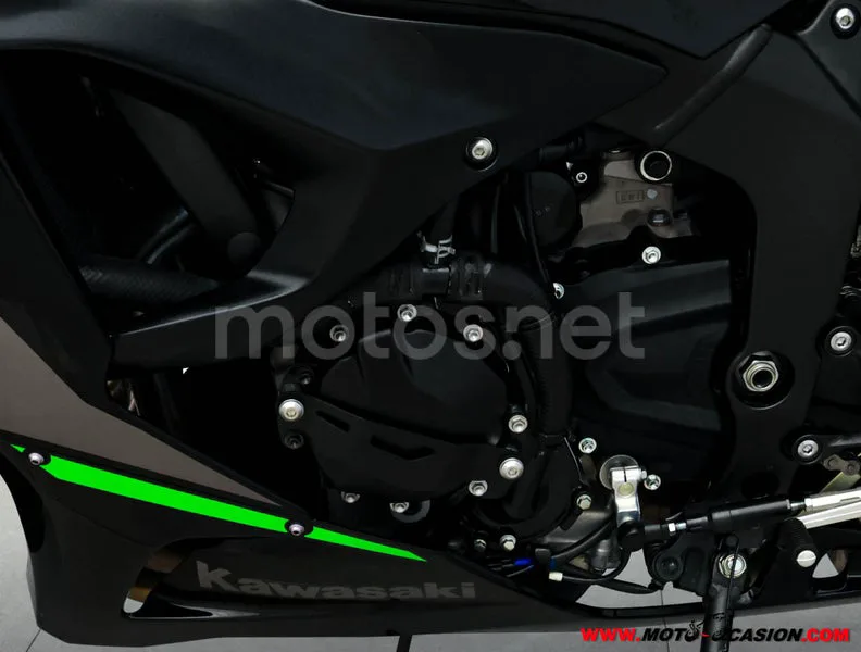Kawasaki Ninja ZX-6R - Vista 10