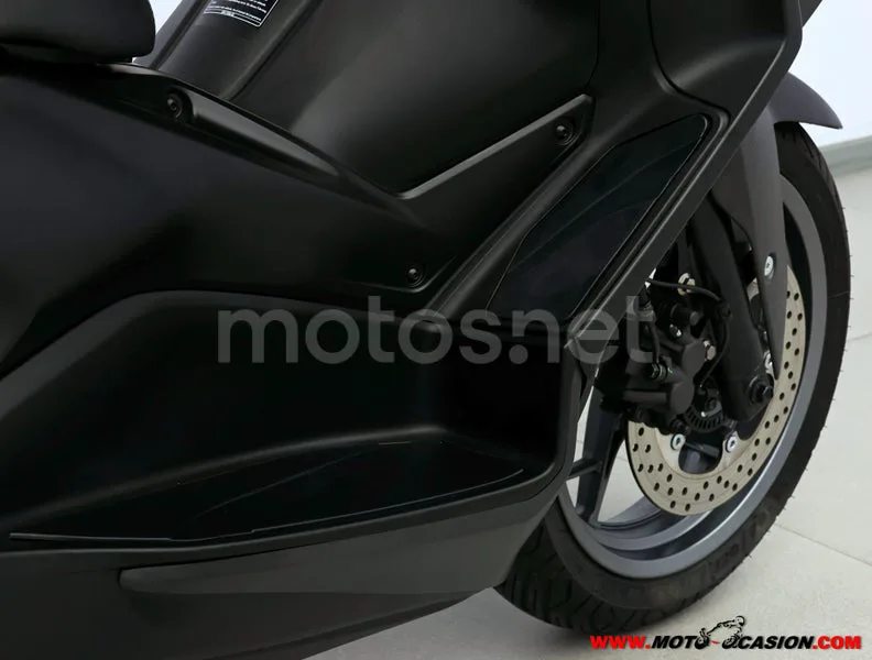 Yamaha XMAX 125 - Vista 5