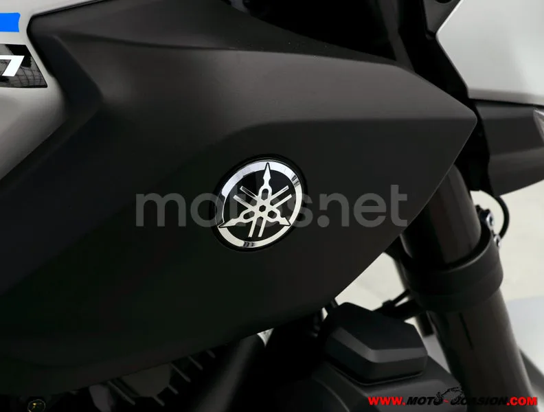 Yamaha MT-07 - Vista 9
