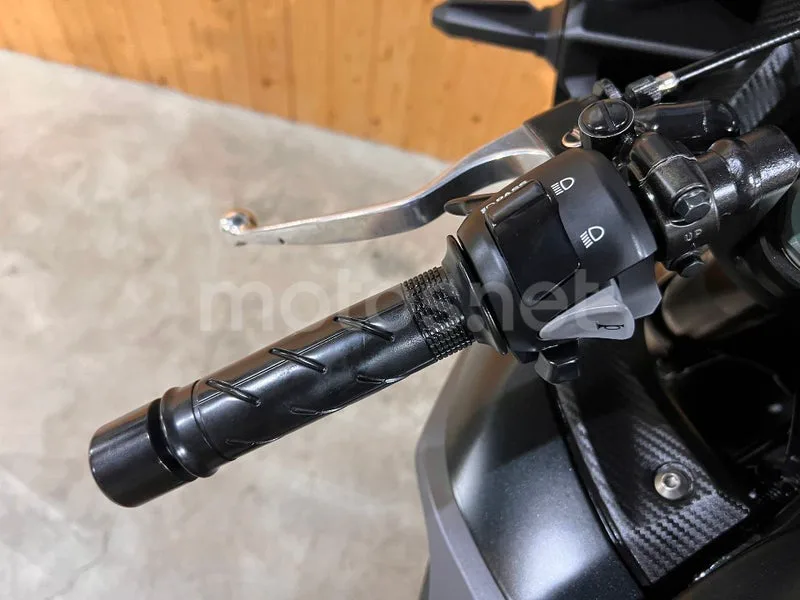 Honda CBR500R - Vista 15